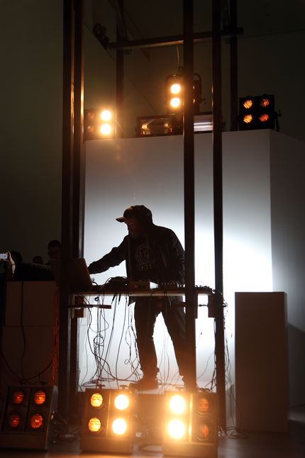 Eröffnung der Ausstellung "Nik Nowak. Echo", GASAG-Kunstpreis 2014, 10.4.2014, Foto: Amin Akhtar Eröffnung der Ausstellung "Nik Nowak. Echo", GASAG-Kunstpreis 2014, 10.4.2014, Foto: Amin Akhtar