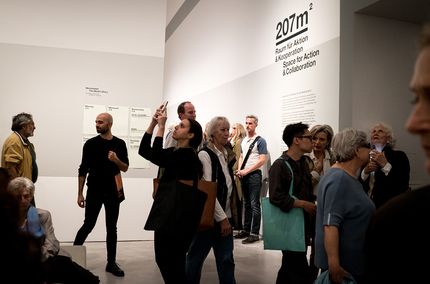 Eröffnung von "207 m². Raum für Aktion und Kooperation" in der Berlinischen Galerie, 2019, Foto: Catrin Schmitt Eröffnung von "207 m². Raum für Aktion und Kooperation" in der Berlinischen Galerie, 2019, Foto: Catrin Schmitt