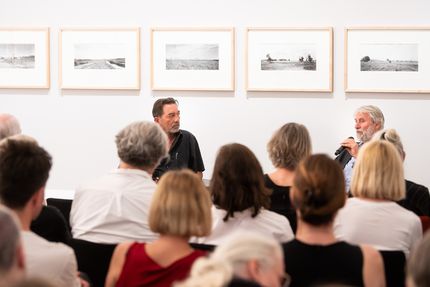 Künstlergespräch mit André Kirchner in der Ausstellung "Stadtrand Berlin" in der Berlinischen Galerie, 5.6.2019, Foto: Harry Schnitger Künstlergespräch mit André Kirchner in der Ausstellung "Stadtrand Berlin" in der Berlinischen Galerie, 5.6.2019, Foto: Harry Schnitger