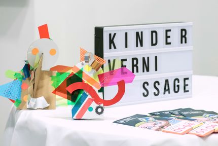 Kindervernissage zur Ausstellung "Eduardo Paolozzi. Lots of Pictures, Lots of Fun" in der Berlinischen Galerie, 11.2.2018, Foto: Barbara Antal Kindervernissage zur Ausstellung "Eduardo Paolozzi. Lots of Pictures, Lots of Fun" in der Berlinischen Galerie, 11.2.2018, Foto: Barbara Antal