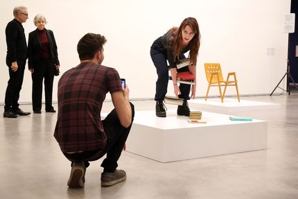 Eröffnung "Erwin Wurm. Bei Mutti" und "Visionäre der Moderne. Paul Scheerbart, Bruno Taut, Paul Goesch" in der Berlinischen Galerie, 14.4.2016, Foto: Amin Akhtar Eröffnung "Erwin Wurm. Bei Mutti" und "Visionäre der Moderne. Paul Scheerbart, Bruno Taut, Paul Goesch" in der Berlinischen Galerie, 14.4.2016, Foto: Amin Akhtar