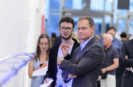 Verleihung des GASAG-Kunstpreises 2016 am 13. September an Andreas Greiner, Foto: Harry Schnitger Verleihung des GASAG-Kunstpreises 2016 am 13. September an Andreas Greiner, Foto: Harry Schnitger