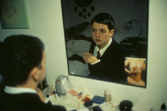 Nan Goldin, Siobhan in my mirror, Berlin, 1992