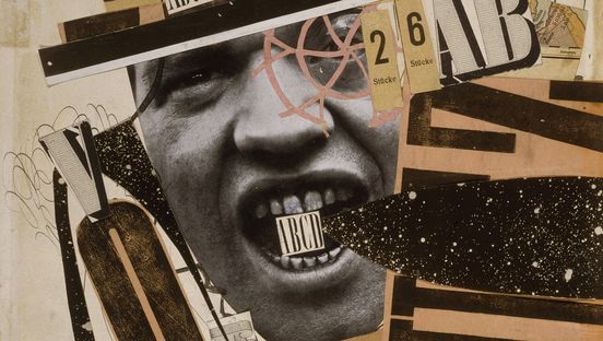 Collage von Raoul Hausmann, bestehend aus verschiedenen ausgeschnittenen Elementen, gehalten in gelblichen Farben.