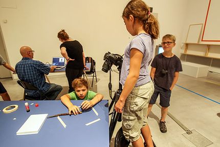 Eröffnung des Projektraums "Dada ist hier!" in der Berlinischen Galerie, 9.9.2016, Foto: Amin Akhtar Eröffnung des Projektraums "Dada ist hier!" in der Berlinischen Galerie, 9.9.2016, Foto: Amin Akhtar