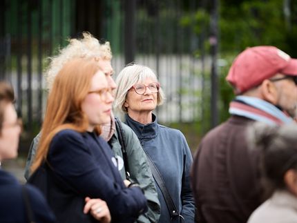 Rundgang auf der 10. Berlin Biennale für Mitglieder des Fördervereins, 13.6.2018, Foto: Hannes Wiedemann Rundgang auf der 10. Berlin Biennale für Mitglieder des Fördervereins, 13.6.2018, Foto: Hannes Wiedemann