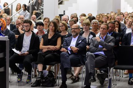 Verleihung des GASAG-Kunstpreises 2016 am 13. September an Andreas Greiner, Foto: Harry Schnitger Verleihung des GASAG-Kunstpreises 2016 am 13. September an Andreas Greiner, Foto: Harry Schnitger