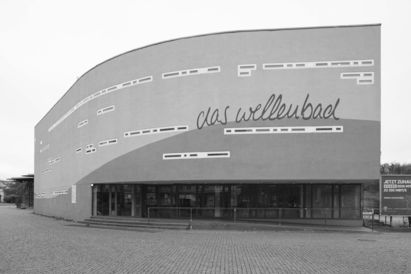 Berliner Architekturen der 1980er Jahre - Audiowalk Route 2, Wiener Straße 59h (Spreewaldplatz): Spreewaldbad, Christoph Langhof, Foto: © Ludger Paffrath Berliner Architekturen der 1980er Jahre - Audiowalk Route 2, Wiener Straße 59h (Spreewaldplatz): Spreewaldbad, Christoph Langhof, Foto: © Ludger Paffrath