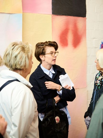 Rundgang auf der 10. Berlin Biennale für Mitglieder des Fördervereins, 13.6.2018, Foto: Hannes Wiedemann Rundgang auf der 10. Berlin Biennale für Mitglieder des Fördervereins, 13.6.2018, Foto: Hannes Wiedemann