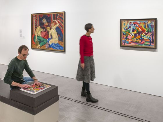 Ausstellungsansicht „Kunst in Berlin 1880—1980“, Foto: © Roman März (abgebildete Werke: Georg Tappert, © VG Bild-Kunst, Bonn 2023, Otto Möller, © Nachlass Otto Möller)