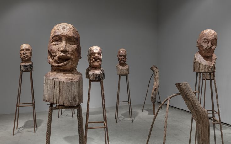 Kader Attia, J'Accuse, 2016, © VG Bild-Kunst, Bonn 2024, Courtesy the artist and Galerie Nagel Draxler Berlin/ Köln/ München, © Foto: Power Plant Contemporary Art Gallery Toronto / Toni Hafkenscheid Kader Attia, J'Accuse, 2016, © VG Bild-Kunst, Bonn 2024, Courtesy the artist and Galerie Nagel Draxler Berlin/ Köln/ München, © Foto: Power Plant Contemporary Art Gallery Toronto / Toni Hafkenscheid