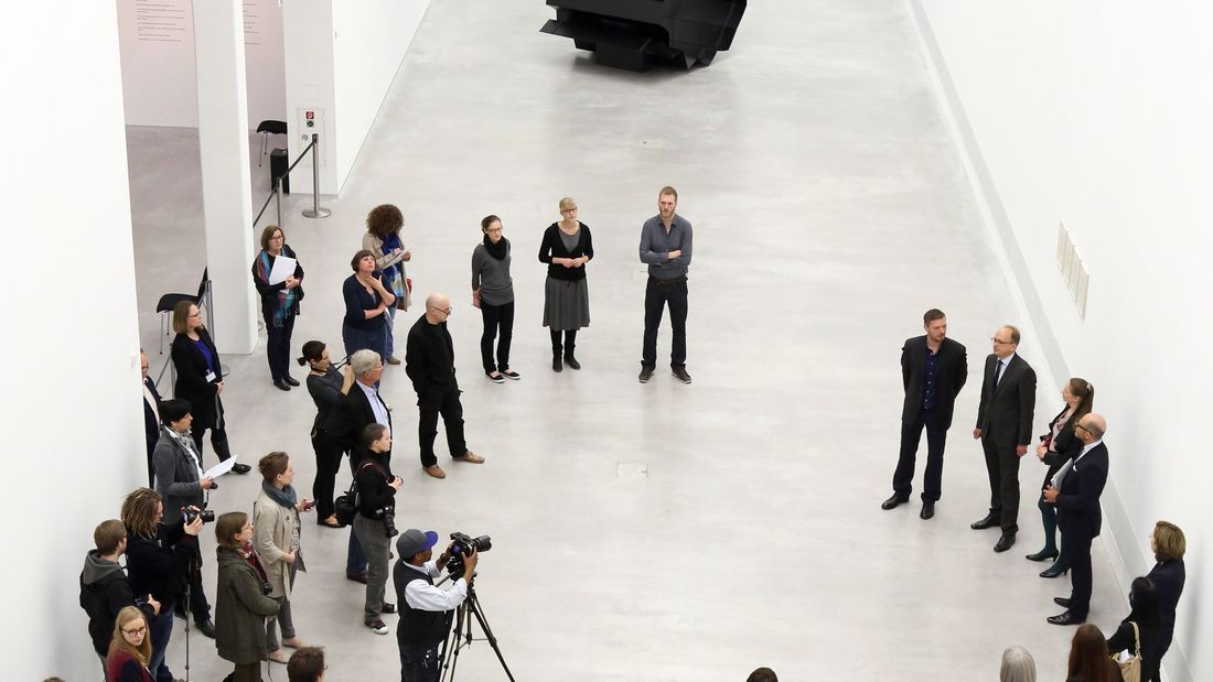 Eröffnung der Ausstellung "Katja Strunz. Drehmoment (Viel Zeit, wenig Raum). Vattenfall Contemporary 2013" in der Berlinischen Galerie, 25.4.2013, Foto: Jirka Jansch