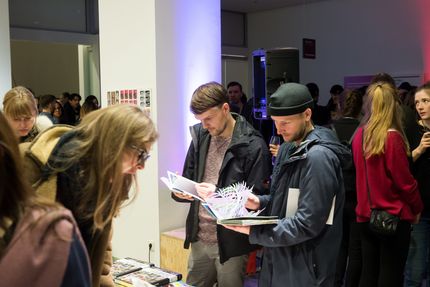 Eröffnung der Ausstellung "Carsten Nicolai. Tele" in der Berlinischen Galerie, 22.3.2018, Foto: Harry Schnitger Eröffnung der Ausstellung "Carsten Nicolai. Tele" in der Berlinischen Galerie, 22.3.2018, Foto: Harry Schnitger