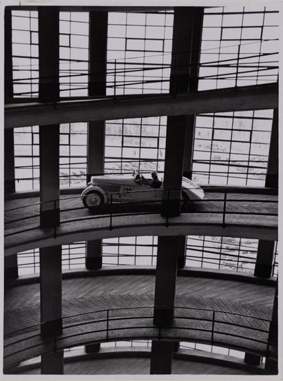 Heinz von Perckhammer, Ohne Titel (Autohotel Venedig), um 1938, © Perckhammer-Archiv, Innsbruck, Repro: Anja Elisabeth Witte Heinz von Perckhammer, Ohne Titel (Autohotel Venedig), um 1938, © Perckhammer-Archiv, Innsbruck, Repro: Anja Elisabeth Witte