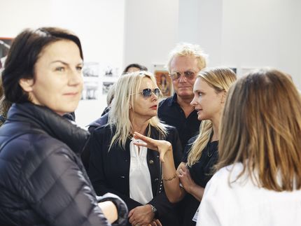Führung über die Kunstmesse Art Berlin für Mitglieder des Fördervereins, 29.9.2018, Foto: Hannes Wiedemann Führung über die Kunstmesse Art Berlin für Mitglieder des Fördervereins, 29.9.2018, Foto: Hannes Wiedemann
