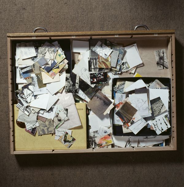 Rainer König, Ohne Titel (Fotodokumentation vom Haus von Hannah Höch, Details, Schubfach), 1978