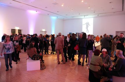Eröffnung der Ausstellung "Katja Strunz. Drehmoment (Viel Zeit, wenig Raum). Vattenfall Contemporary 2013" in der Berlinischen Galerie, 25.4.2013, Foto: Jirka Jansch Eröffnung der Ausstellung "Katja Strunz. Drehmoment (Viel Zeit, wenig Raum). Vattenfall Contemporary 2013" in der Berlinischen Galerie, 25.4.2013, Foto: Jirka Jansch