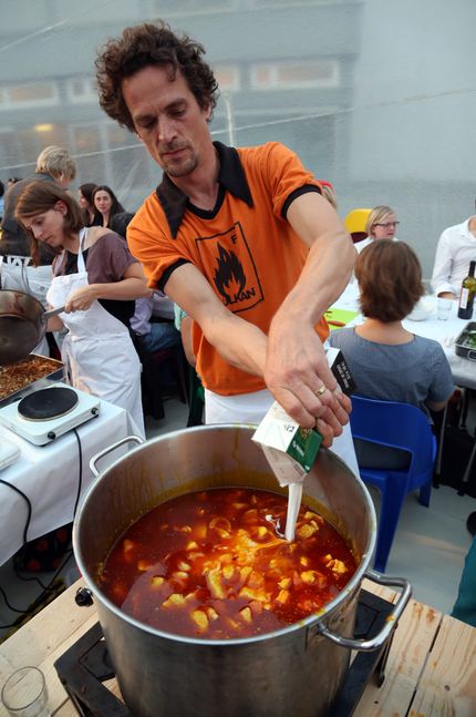 Diskursives Dinner im Küchenmonument, 17.9.2014, Foto: Jirka Jansch Diskursives Dinner im Küchenmonument, 17.9.2014, Foto: Jirka Jansch