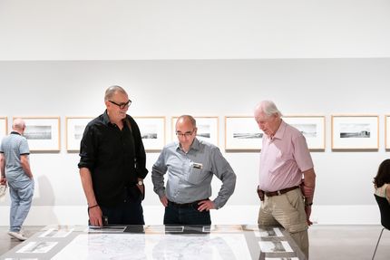 Künstlergespräch mit André Kirchner in der Ausstellung "Stadtrand Berlin" in der Berlinischen Galerie, 5.6.2019, Foto: Harry Schnitger Künstlergespräch mit André Kirchner in der Ausstellung "Stadtrand Berlin" in der Berlinischen Galerie, 5.6.2019, Foto: Harry Schnitger