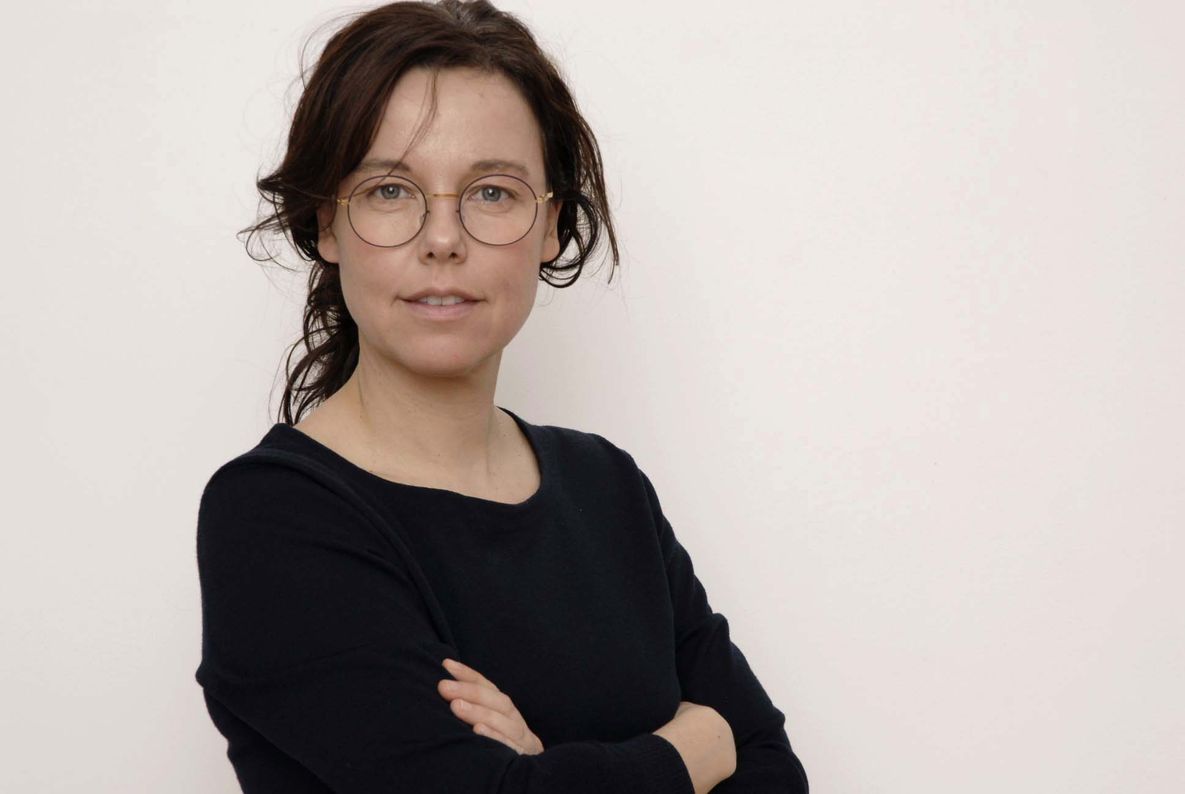 Die Künstlerin Beate Gütschow Fotoporträt der Künstlerin Beate Gütschow