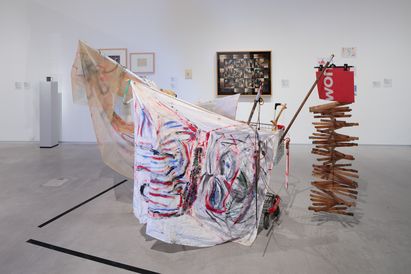 Ausstellungsansicht "Klassenfragen. Kunst und ihre Produktionsbedingungen", Berlinische Galerie, Foto: © Benjamin Renter Ausstellungsansicht "Klassenfragen. Kunst und ihre Produktionsbedingungen", Berlinische Galerie, Foto: © Benjamin Renter
