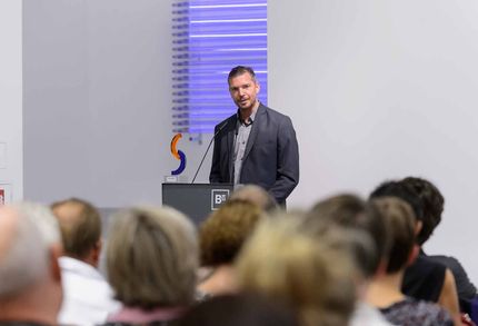 Verleihung des GASAG-Kunstpreises 2016 am 13. September an Andreas Greiner, Foto: Harry Schnitger Verleihung des GASAG-Kunstpreises 2016 am 13. September an Andreas Greiner, Foto: Harry Schnitger