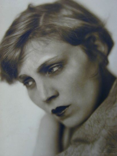 Steffi Brandl, Ohne Titel (Hilde Koerber), 1928, © Berlinische Galerie Steffi Brandl, Ohne Titel (Hilde Koerber), 1928, © Berlinische Galerie