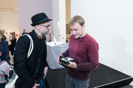 Lesung mit Schauspieler Max Riemelt aus "Auguste Bolte" von Kurt Schwitters, 4.11.2016, Foto: Harry Schnitger Lesung mit Schauspieler Max Riemelt aus "Auguste Bolte" von Kurt Schwitters, 4.11.2016, Foto: Harry Schnitger