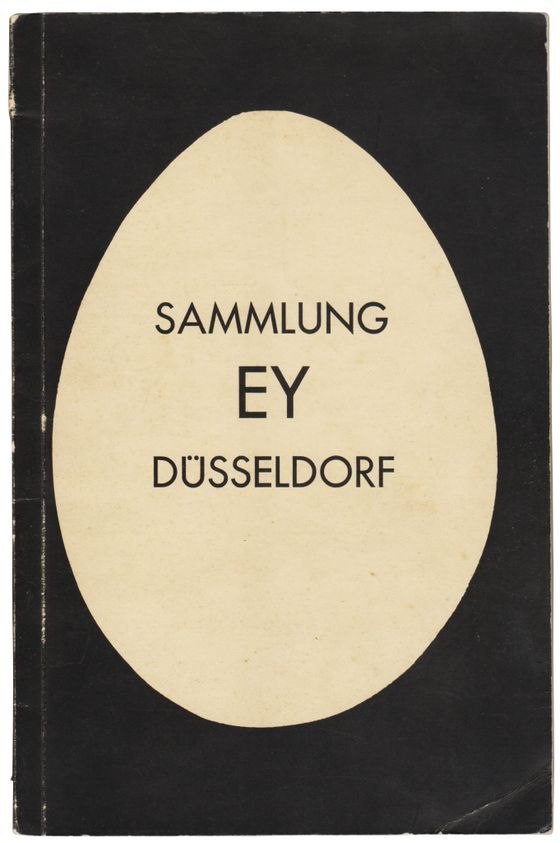 Publikationscover mit dem Titel „Sammlung Ey Düsseldorf" auf eierförmigem Untergrund