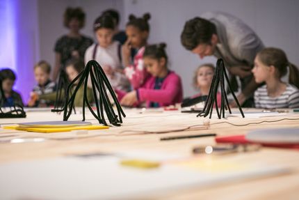 Kindervernissage zur Kunst der Novembergruppe in der Berlinischen Galerie, 11.11.2018, © Foto: Pascal Rohé Kindervernissage zur Kunst der Novembergruppe in der Berlinischen Galerie, 11.11.2018, © Foto: Pascal Rohé