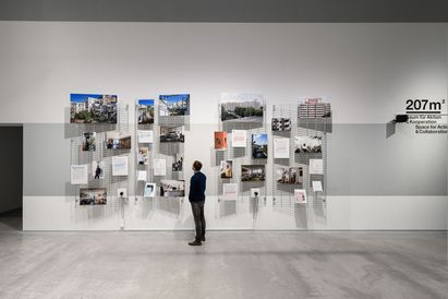 Guerilla Architects, Ausstellungsansicht "Revisited. Zu Besuch in Wohnhäusern der 80er Jahre“, Foto: © Phil Dera Guerilla Architects, Ausstellungsansicht "Revisited. Zu Besuch in Wohnhäusern der 80er Jahre“, Foto: © Phil Dera