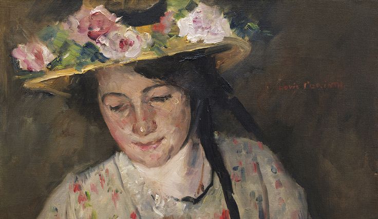 Gemälde einer weiblich gelesenen Person mit dunklem Haar und blumengeschmücktem Hut, die zwei Katzen in den Armen hält.