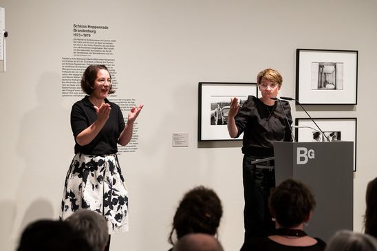 Katia Reich (Kuratorin der Ausstellung und Leitung Fotografische Sammlung)