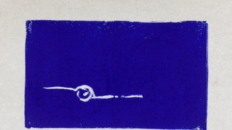 Gif mit blauem Papier