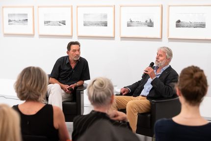 Künstlergespräch mit André Kirchner in der Ausstellung "Stadtrand Berlin" in der Berlinischen Galerie, 5.6.2019, Foto: Harry Schnitger Künstlergespräch mit André Kirchner in der Ausstellung "Stadtrand Berlin" in der Berlinischen Galerie, 5.6.2019, Foto: Harry Schnitger