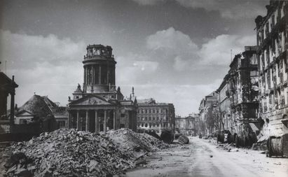 Georgij Petrussow, Ruinen, Berlin Anfang Mai 1945, 1945, © Alex Lachmann Georgij Petrussow, Ruinen, Berlin Anfang Mai 1945, 1945, © Alex Lachmann