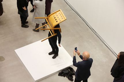 Eröffnung "Erwin Wurm. Bei Mutti" und "Visionäre der Moderne. Paul Scheerbart, Bruno Taut, Paul Goesch" in der Berlinischen Galerie, 14.4.2016, Foto: Amin Akhtar Eröffnung "Erwin Wurm. Bei Mutti" und "Visionäre der Moderne. Paul Scheerbart, Bruno Taut, Paul Goesch" in der Berlinischen Galerie, 14.4.2016, Foto: Amin Akhtar