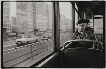 Evelyn Richter, Straßenbahn, um 1980 Evelyn Richter, Straßenbahn, um 1980