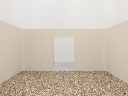 Ausstellungsansicht „Nina Canell. Tectonic Tender“, Berlinische Galerie, Foto: © Nick Ash Ausstellungsansicht „Nina Canell. Tectonic Tender“, Berlinische Galerie, Foto: © Nick Ash