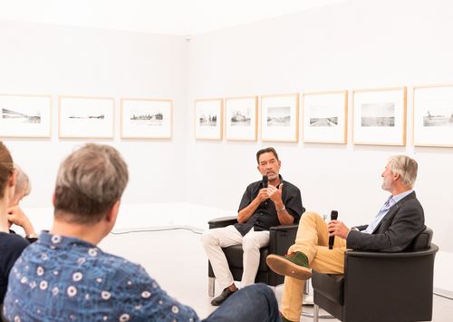 Künstlergespräch mit André Kirchner in der Ausstellung "Stadtrand Berlin" in der Berlinischen Galerie, 5.6.2019, Foto: Harry Schnitger Künstlergespräch mit André Kirchner in der Ausstellung "Stadtrand Berlin" in der Berlinischen Galerie, 5.6.2019, Foto: Harry Schnitger