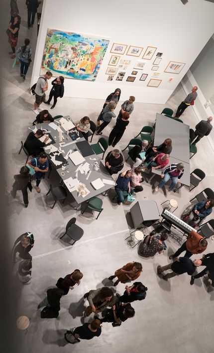Eröffnung von "207 m². Raum für Aktion und Kooperation" in der Berlinischen Galerie, 2019, Foto: Catrin Schmitt Eröffnung von "207 m². Raum für Aktion und Kooperation" in der Berlinischen Galerie, 2019, Foto: Catrin Schmitt