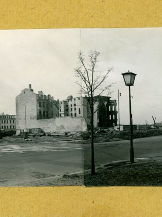 Fotografie von Fritz Tiedemann, Silbergelatinepapier auf Papier, 18,5 x 24,6 cm