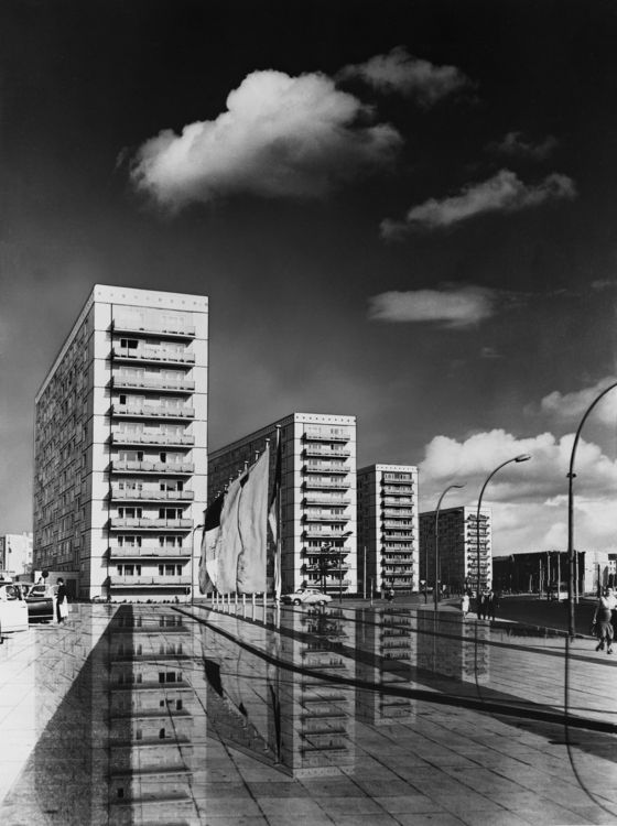 Collage mit Bauten von Josef Kaiser